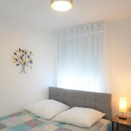 Mein Flowers Mit Kamin, Bis 10 Personen