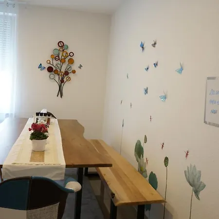 Mein Flowers Mit Kamin, Bis 10 Personen *