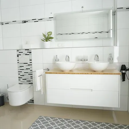 Mein Flowers Mit Kamin, Bis 10 Personen Apartamento