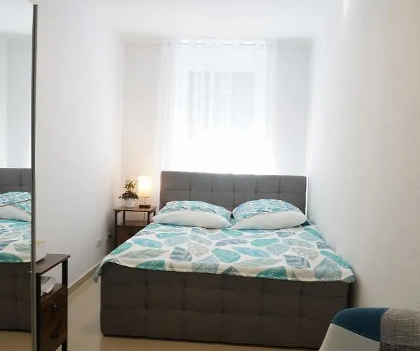 Mein Flowers Mit Kamin, Bis 10 Personen *